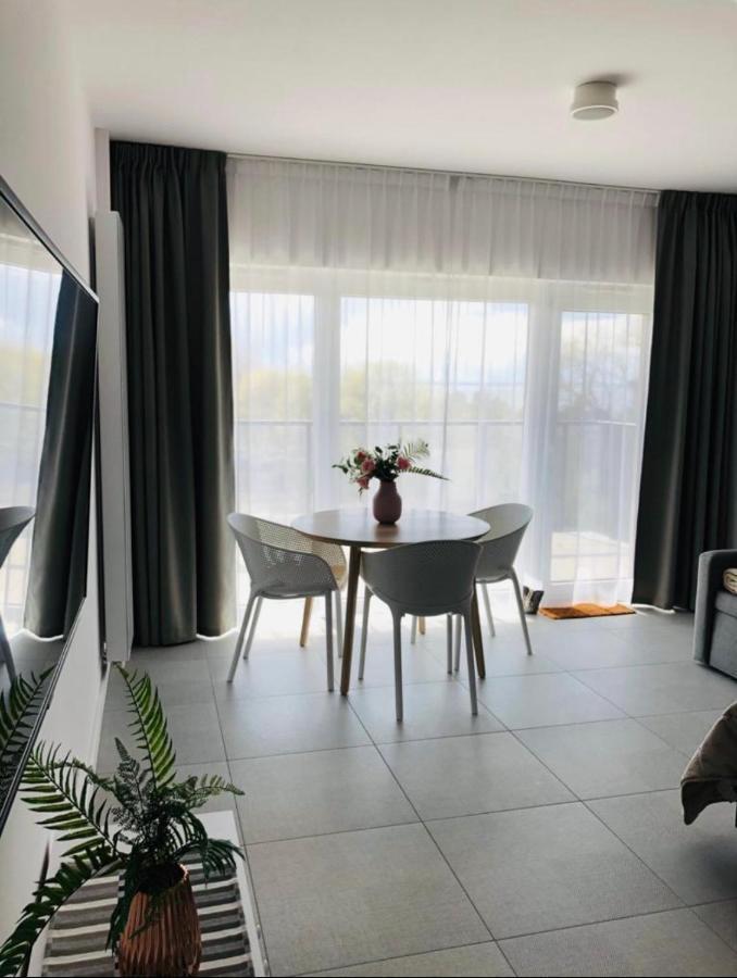 Aquamarina Prima - - Free Garage Apartment *